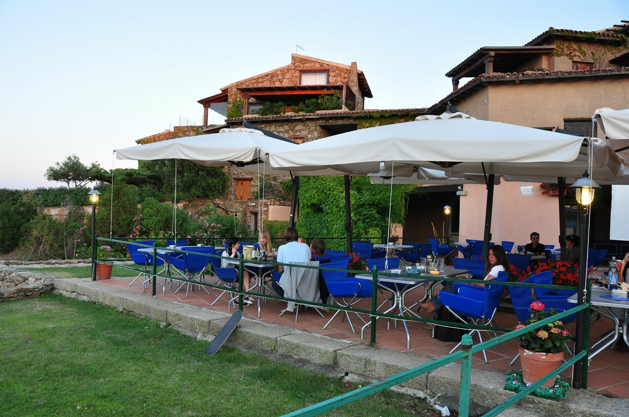Casa Blue Villaggio Est Capo Coda Cavallo Eksteriør billede