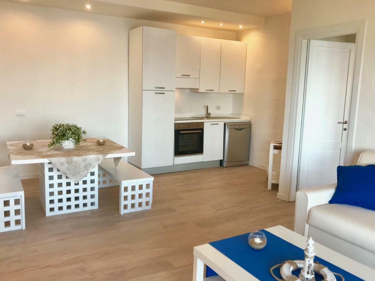 Casa Blue Villaggio Est Capo Coda Cavallo Eksteriør billede